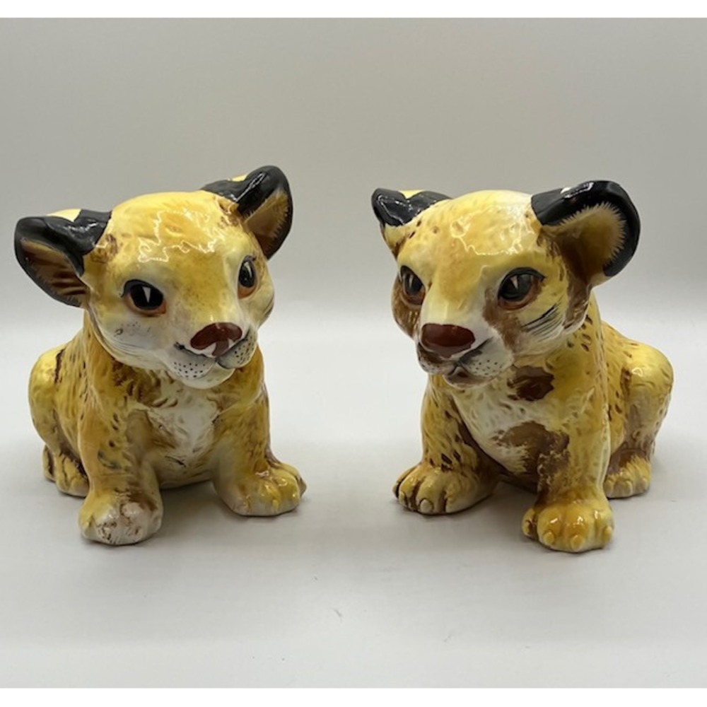 Pair of Mid Century Modern Ceramic Lion Cub Figurines Vintage Made in‎ Japan